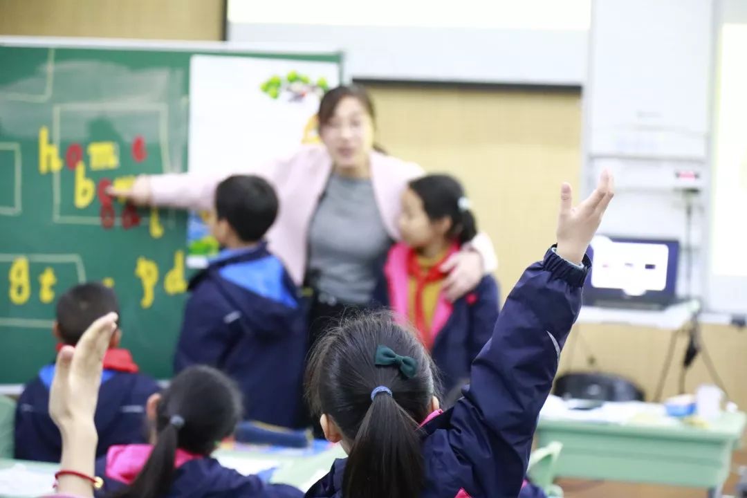 培训体会心得怎么写_英语90学时培训心得体会_团学培训大二班心得